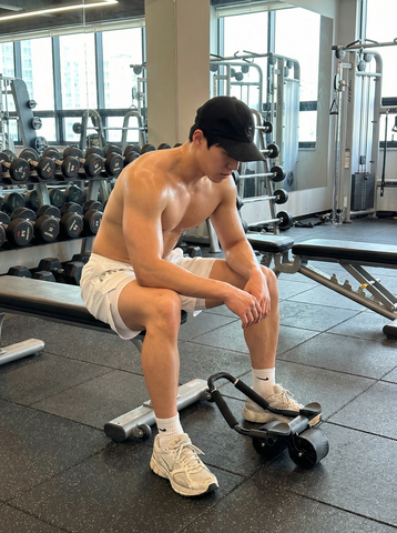 Automatic Rebound Ab Roller – Core & Abdominal Trainer